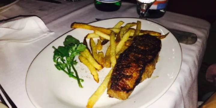 Frankie & Johnnie's Steakhouse