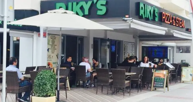 RIKY'S pizza & steak