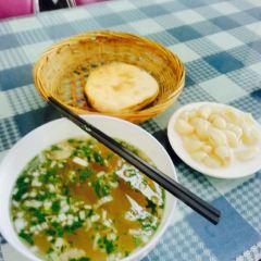 老贺家雅洁羊肉泡馍馆(总店) User Photo