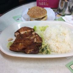 Lan Fong Yuen User Photo