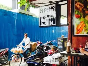 Mr Ho Bistro Restaurant