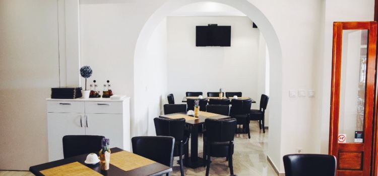 ZORA Pizzeria-Grill
