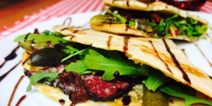 La Grotta Pizza e Pasta