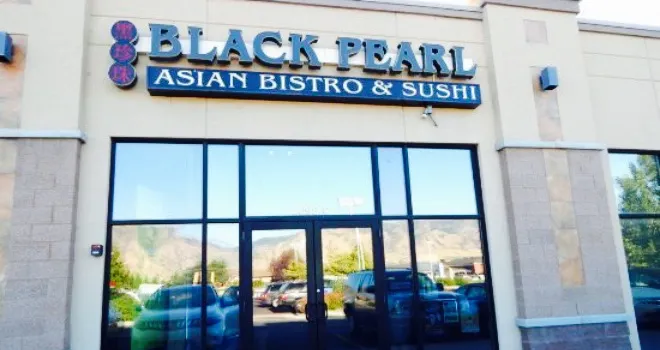 Black Pearl Asian Bistro & Sushi