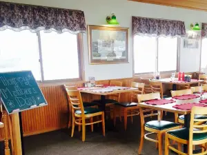 Ice Harbor Galley Restaurant