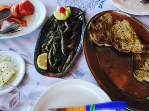 Fish Taverna Porto Roulis