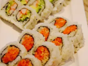 Hachi Sushi