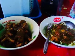 Mie ayam Bu Tumini