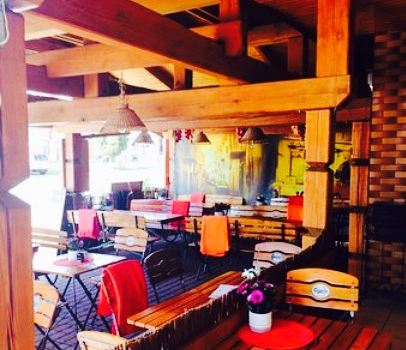 Restauracja i Lodziarnia Pod Kogutami