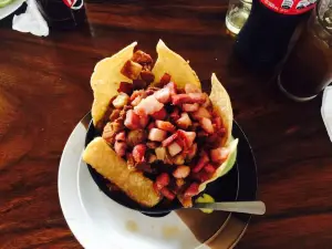 Don Yayo Chicharonerra