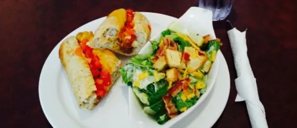 The Piano Inn and Cafe