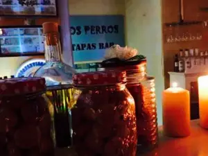 Los Perros - Tapas Bar