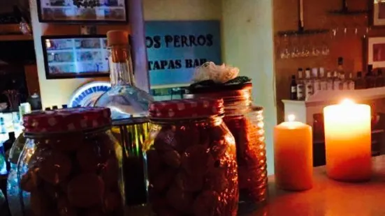 Los Perros - Tapas Bar