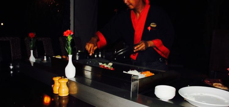 Kyoshi Teppan Yaki