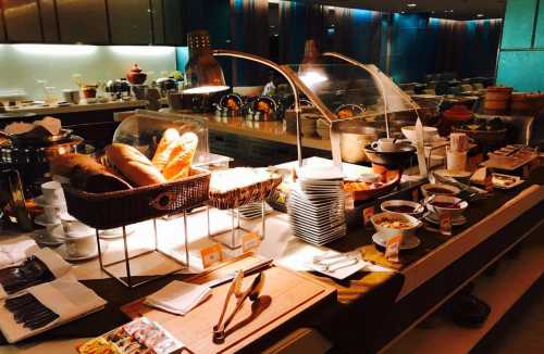 The SQUARE Restaurant - Novotel Bangkok IMPACT