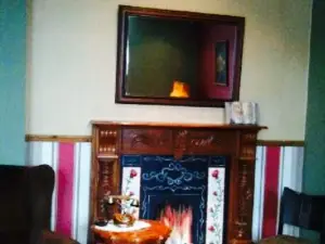 Five Cafe, Bar & Bistro