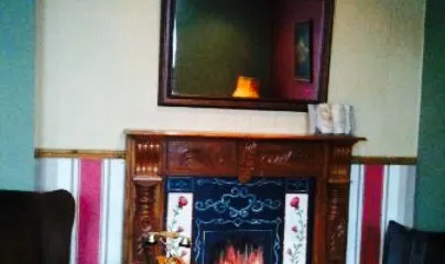 Five Cafe, Bar & Bistro