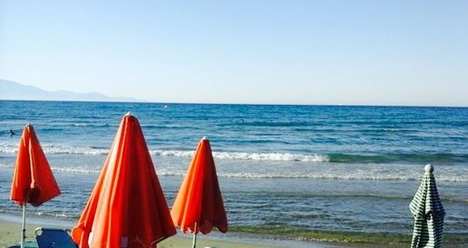 Life Time Beach Bar