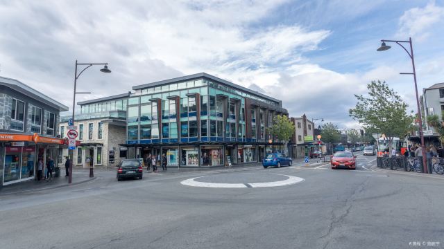Queenstown Mall