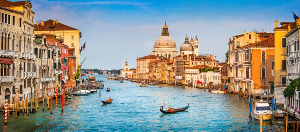 Dakar to Venice flight
