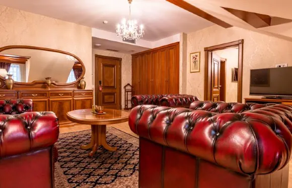 普里茲倫經典酒店