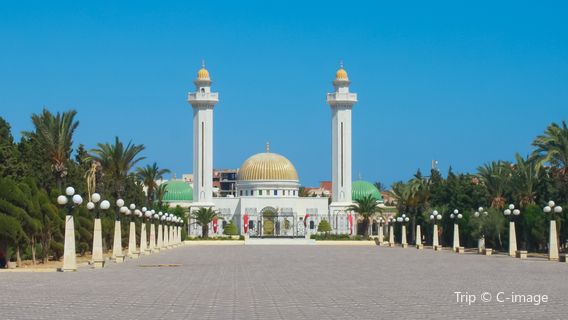 Avenue Habib Bourguiba