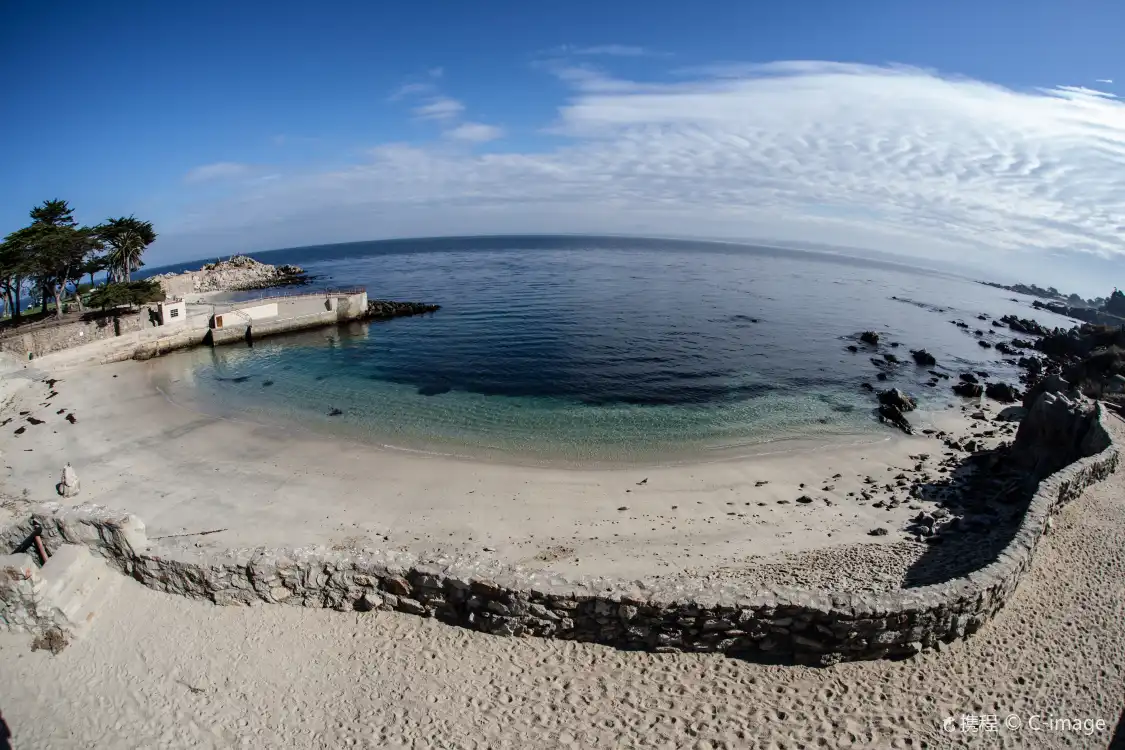 Hotels near Lovers Point Park