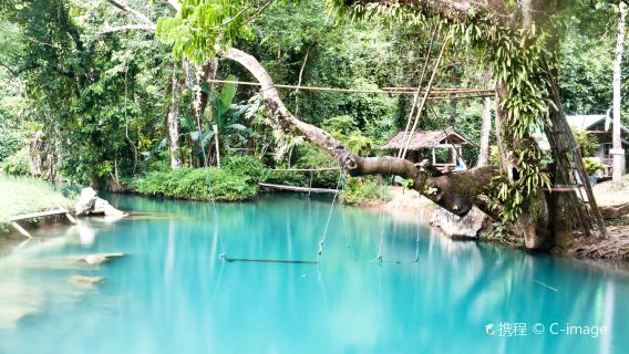 坦普坎溶洞&藍色潟湖+萬榮乘熱氣球+Vangvieng Inter Park一日遊