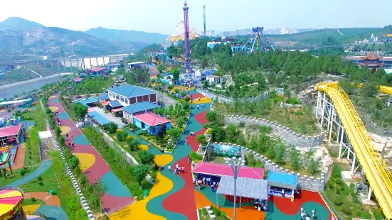 Wulongshan Xiangshuihe Theme Park
