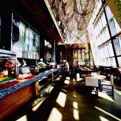 100 Century Avenue Bar User Photo