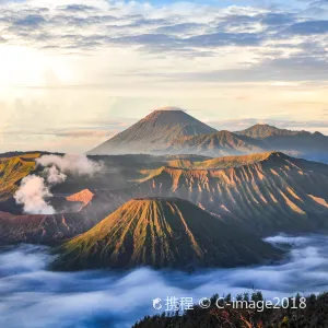 布羅莫火山