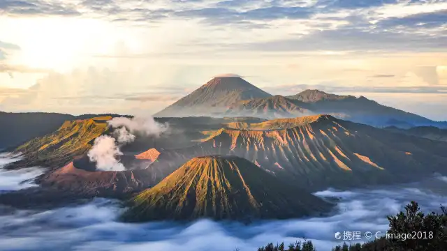 ブロモ山