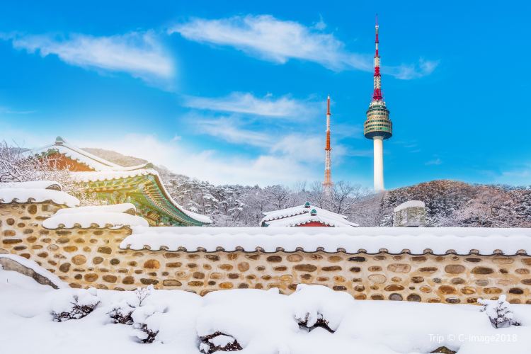 N Seoul Tower