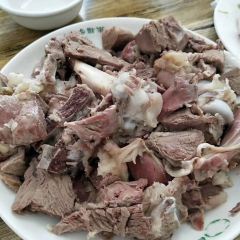 wu wu zi yang gao rou zhuan mai dian(xin min lu mei shi jie dian) 여행 사진
