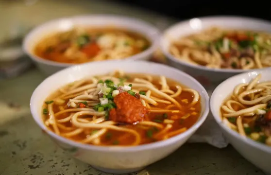 老光明崗瓊甜茶館