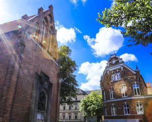 香港-科靈 機票酒店 自由行