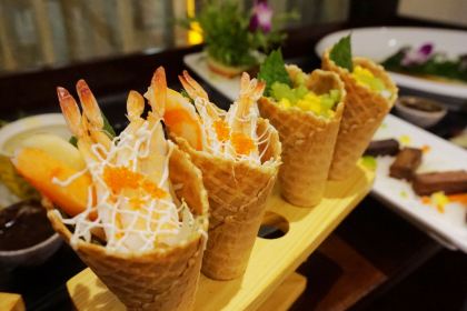 Zhongtang Hailu Hui Yanbaochi Seafood Buffet Cuisine