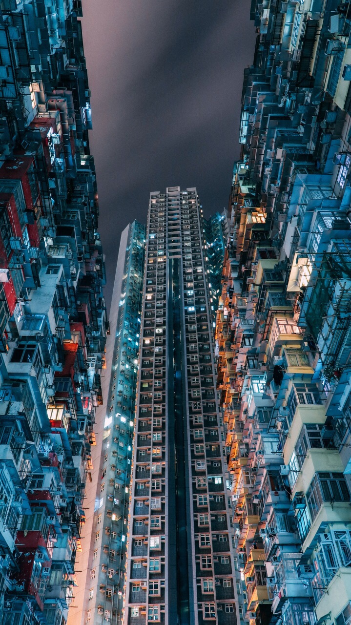 Arte, Istallation, Escultura De Flutua??o, Hong Kong Rato Cinzento  Inoperante Gigantesco Que Deriva Na água No Dia Nebuloso, Hong Fotografia  Editorial - Imagem de recuo, atual: 146219797