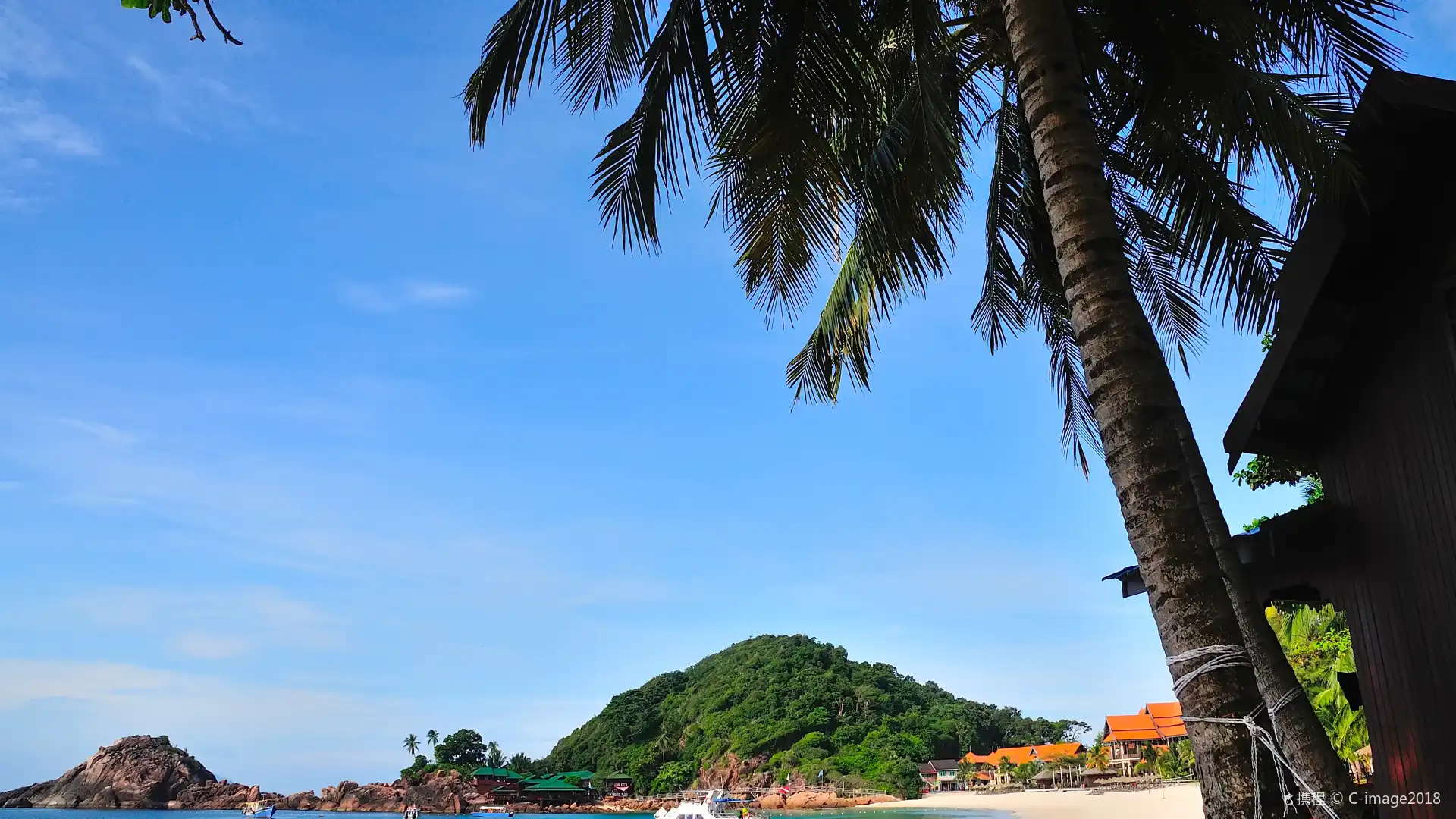 鄰近熱浪島海洋生態公園的酒店