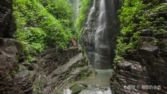 坐龍峽風景區