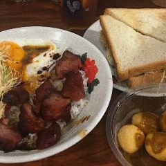 食运丝袜奶茶专门店·茶餐厅(东街店) User Photo