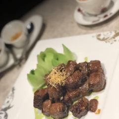 Ying Jee Club User Photo