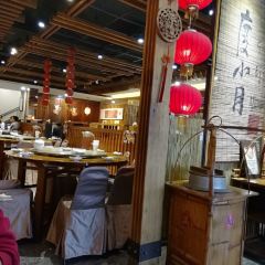 Tu Hsiao Yeuh User Photo