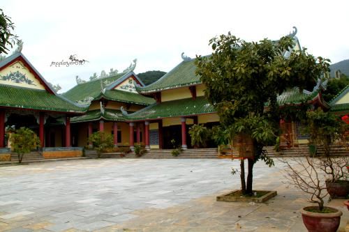 Phap Lam Pagoda