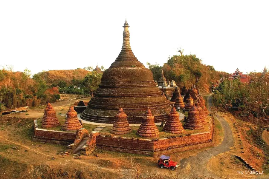 Ratanabon Pagoda