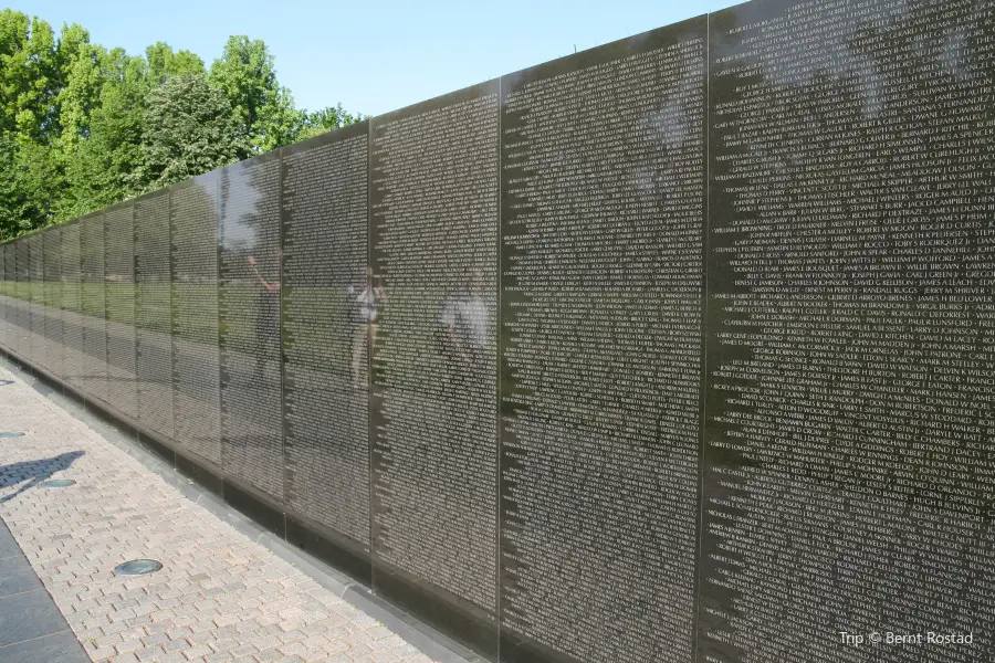 Jacksonville Veterans Memorial Wall