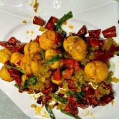 SHI ZI LOU User Photo