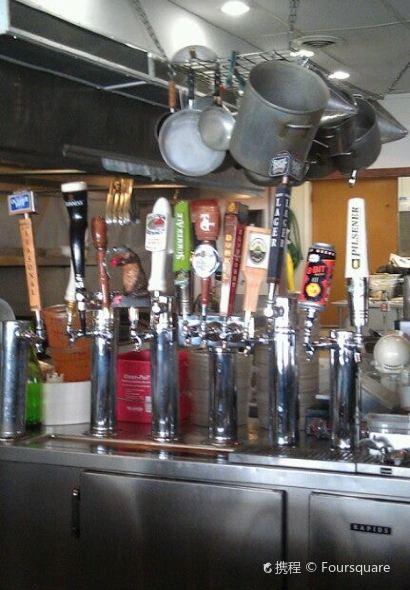 Fennellys' Irish Pub