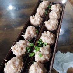 HUA YUE User Photo