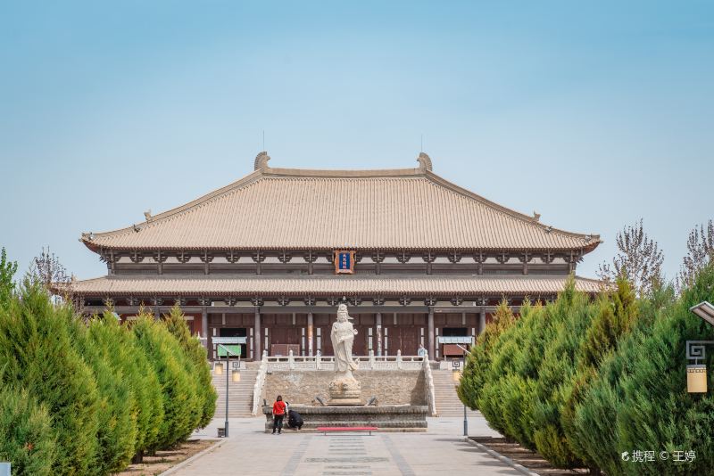 Dunhuang Leiyin Temple